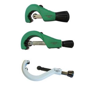 Rotary Pipe Cutter with Built in Deburrer